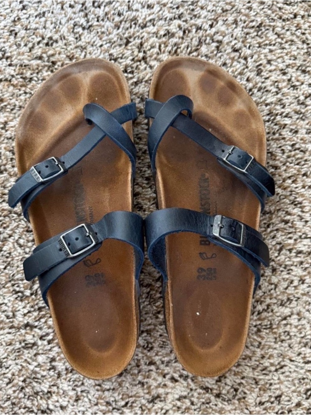 Birkenstock 39 Navy 100% Leather